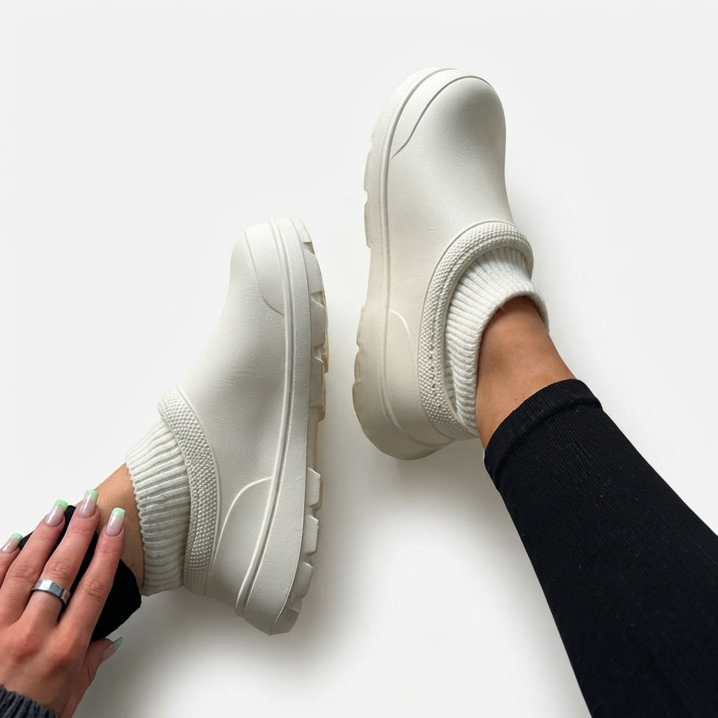 Wool-Lined Clogs, Water-Resistant Cushioned Cloud Sole